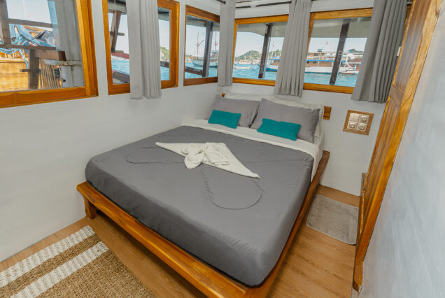 Private Cabin Main Deck